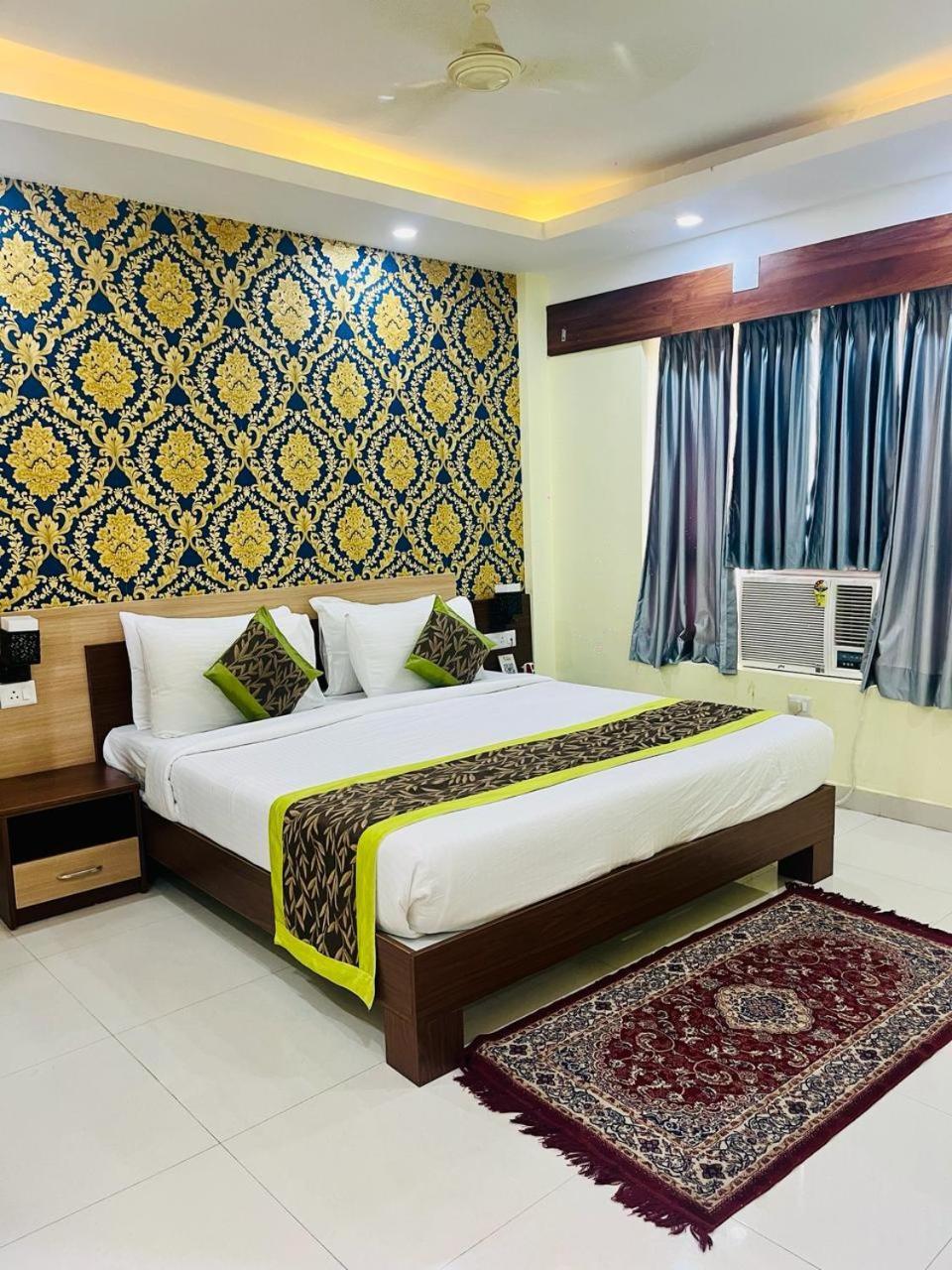 Hotel Four Waves Puri Bagian luar foto
