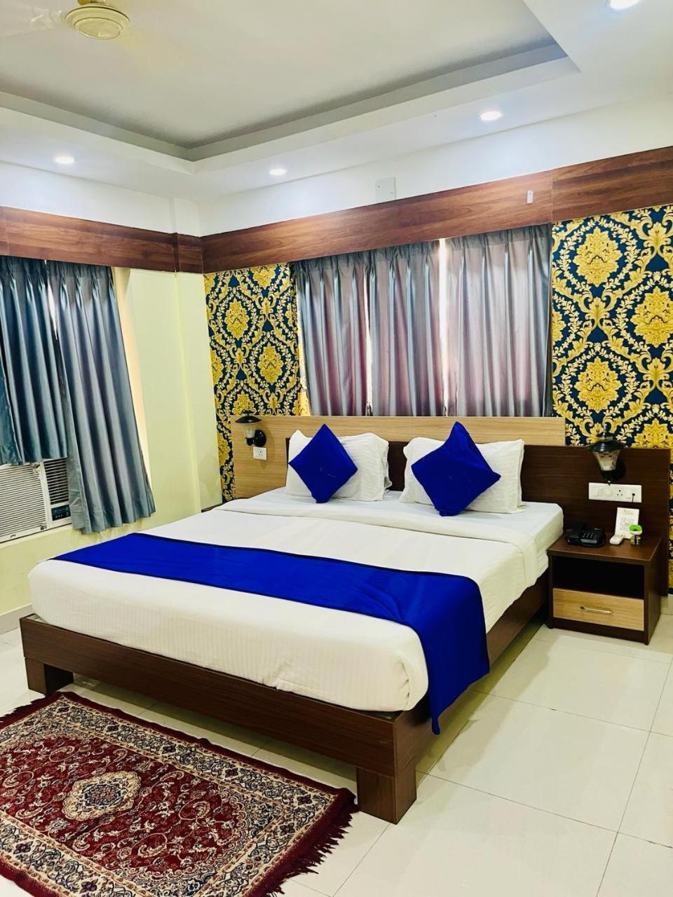 Hotel Four Waves Puri Bagian luar foto